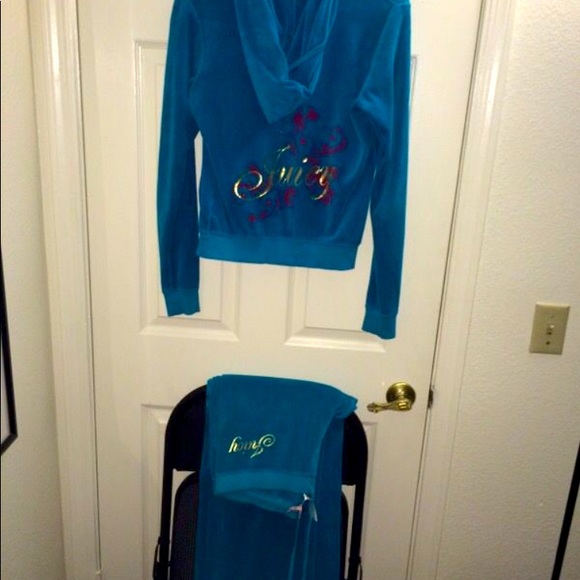 Vintage JUICY COUTURE Y2K TEAL BLUE VELOUR TRACKSUIT MATCHING SET - Picture 1 of 11